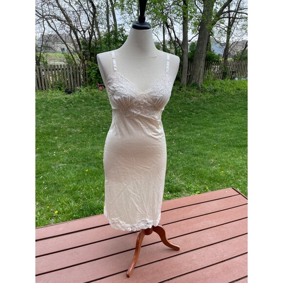 Vintage Shadowline Nylon & Lace Slip Dress Size 34 Tall Cream - Picture 1 of 8